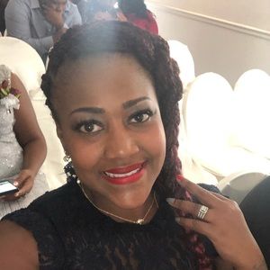 Meet your Posher, Catina